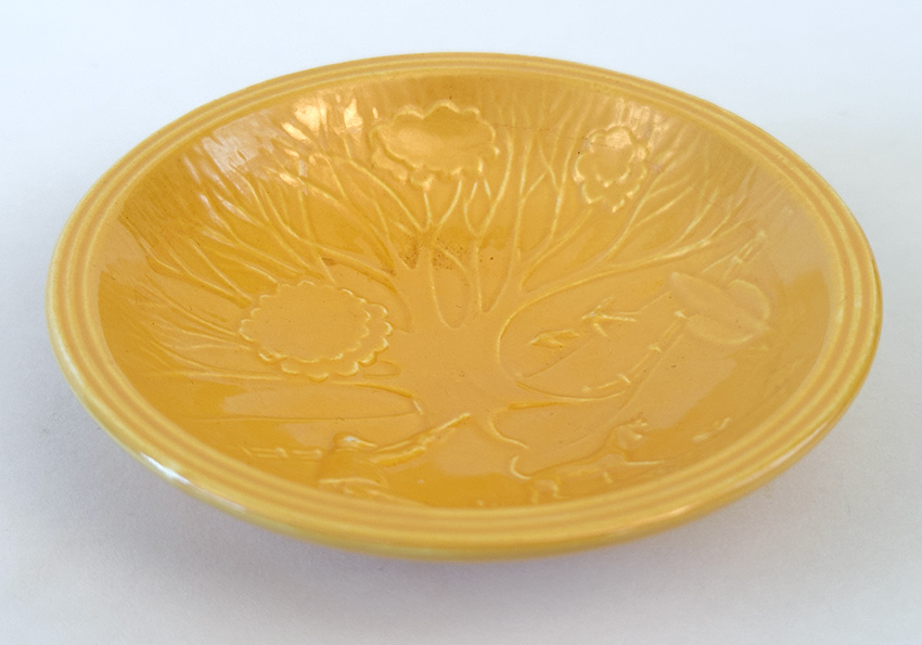 1939 1940 New York Worlds Fair Yellow Autumn Scene Ashtray The American Potter Joint Exhibit