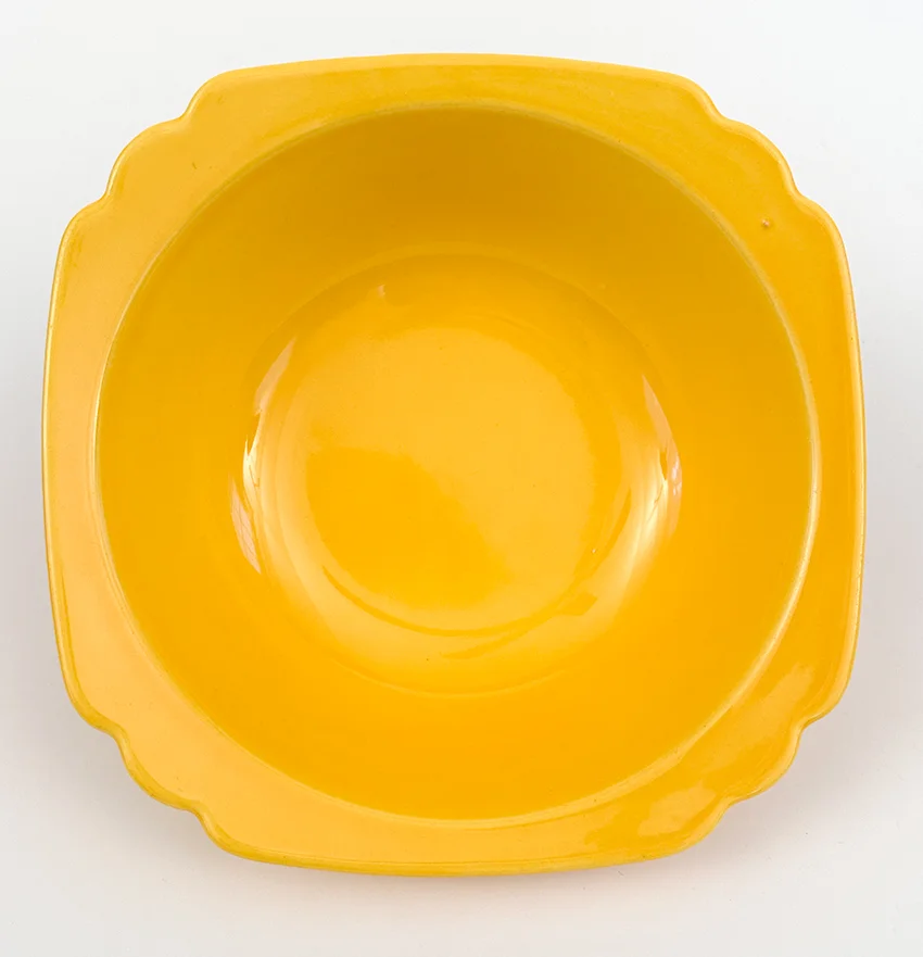 Yellow riviera round nappy vegetable bowl