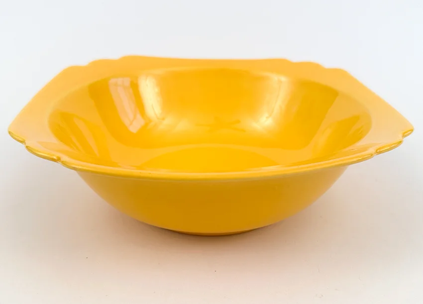 Yellow riviera round nappy vegetable bowl