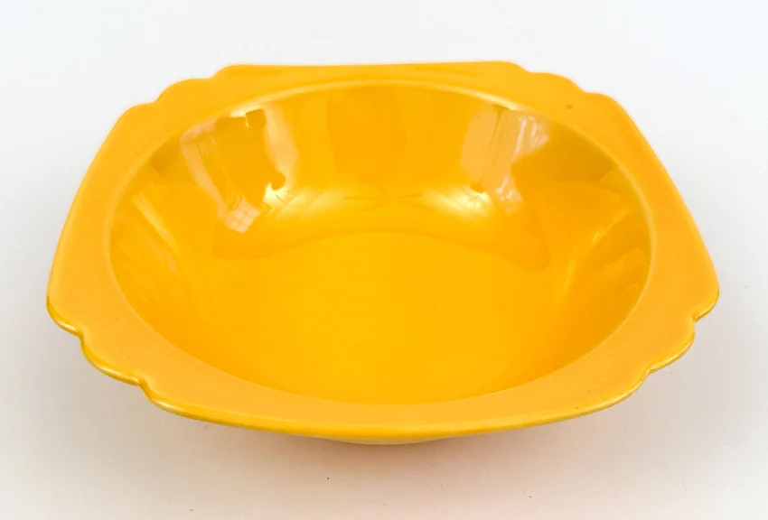 Yellow riviera round nappy vegetable bowl