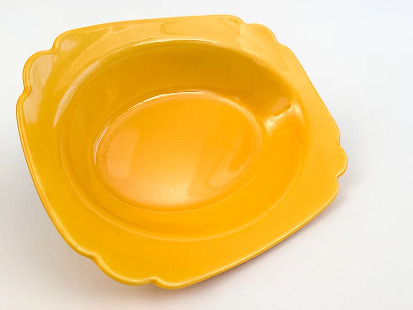 Yellow Riviera Oval Baker vegetable bowl