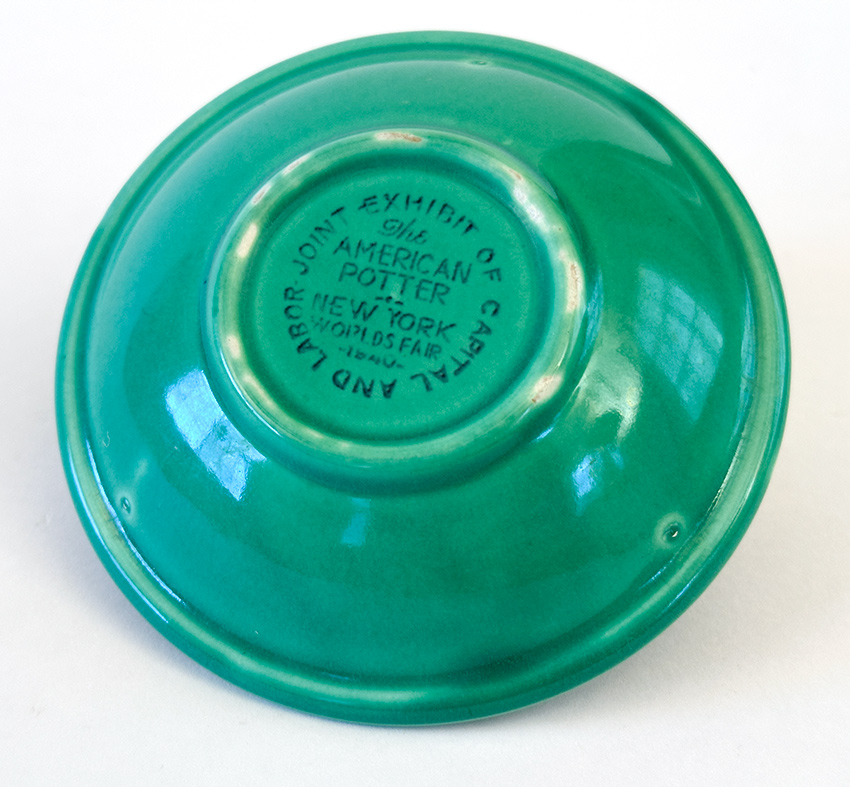 1939 1940 New York Worlds Fair Green Spring Scene Ashtray The American Potter Joint Exhibit