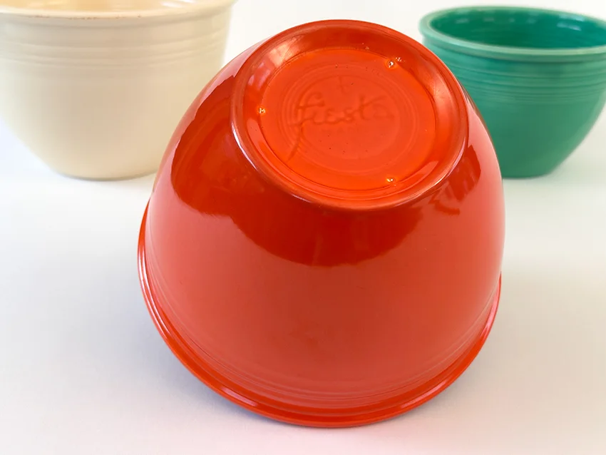 radioactive red vintage fiesta number 4 mixing bowl with inside bottom rings